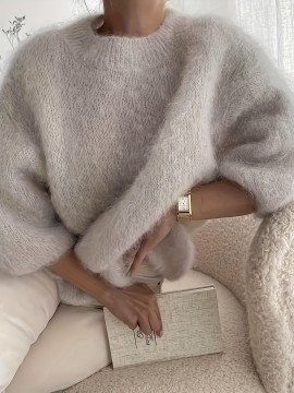 Women'S Soft Plush Sweater - Thick Winter Pullover Sweater, Cozy Sweater for Fall/Winter, Everyday & Formal Outfits - Women'S Sweater for Women - Elegant Sweater, Winter Sweater, Fall Fashion, Round Neckline, Stylish Knitwear, Fashion Lovers